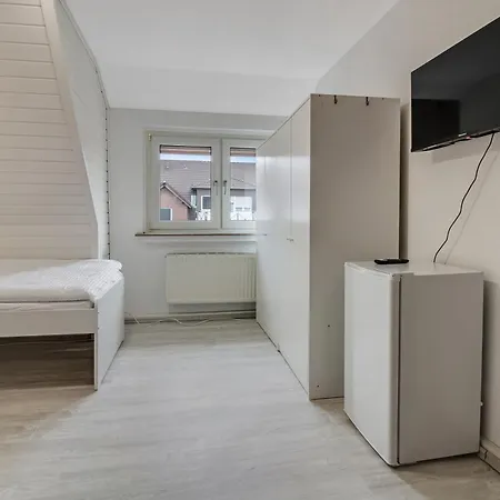 Mit Balkon In Luenen